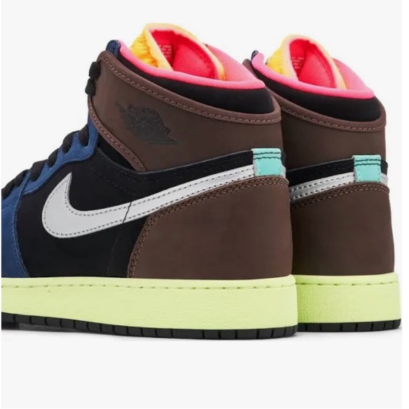 NIKE Air Jordan 1 Retro High ‘Tolyo Bio Hack’. 6.5Y - Picture 3 of 6